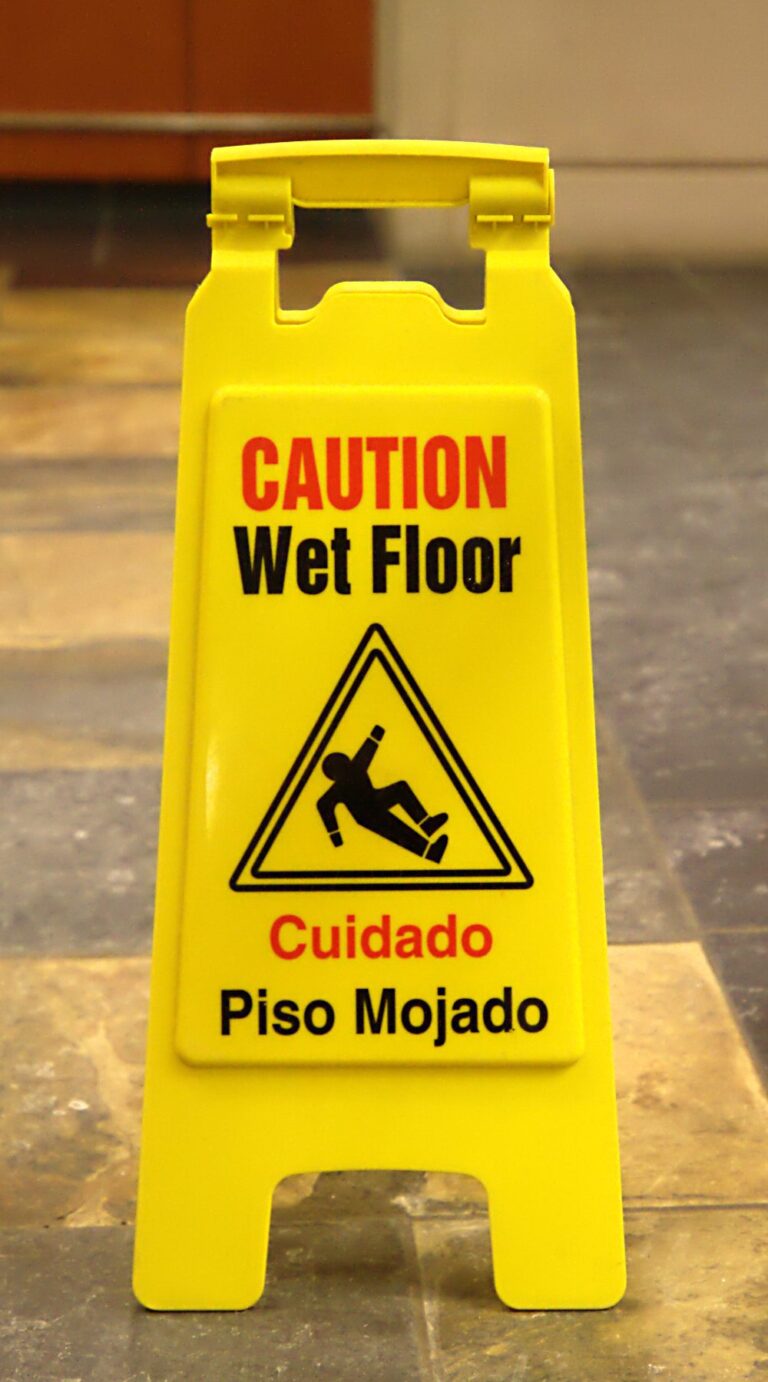 Wet floor warning sign